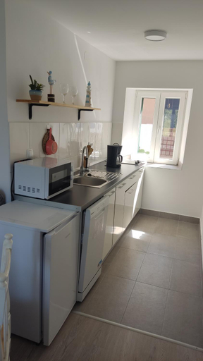Others 5, Apartment Zagalo, Jelsa