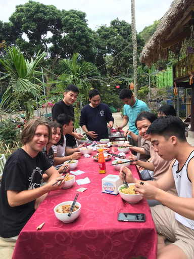 Food & Drinks 3, Bee Lucky Homestay, Cát Hải