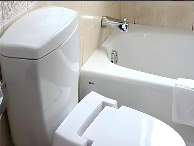 Bathroom, Lee Wan Hotel, Dalian