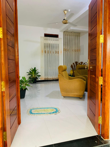 Others 4, New Mango Villa, Matara Four Gravets