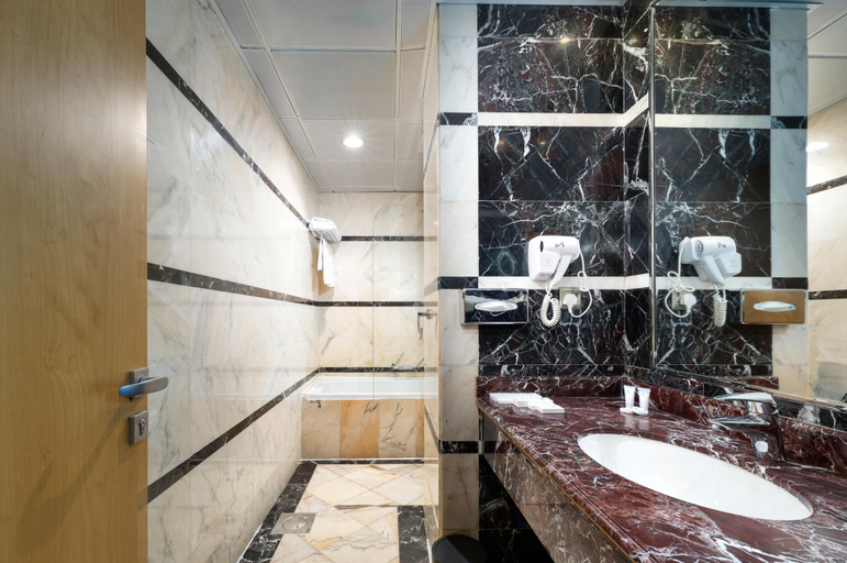 Bathroom 4, Emaar Mektan Hotel , Al Madinah Al Munawwarah
