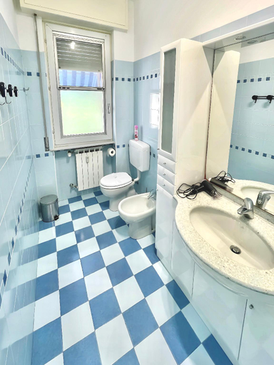 Others 4, House of Sun, beach 400m + free parking, Albenga, Savona