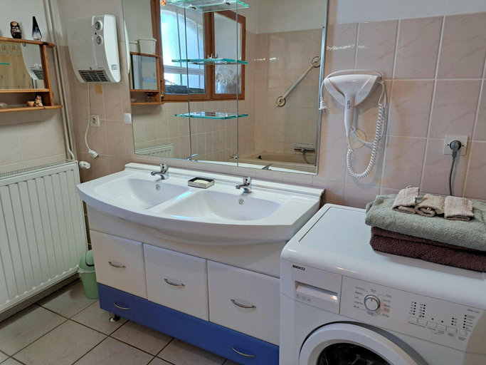 Others 5, House near Lac de Madine with Historic Charm, Meuse
