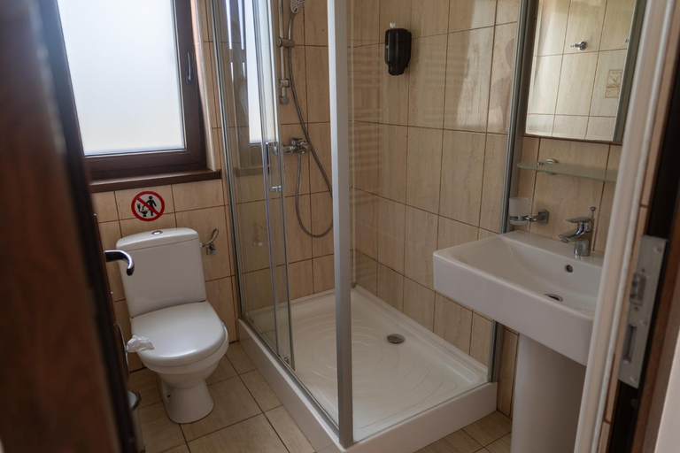 Bathroom 3, Casa Mariana, Murighiol