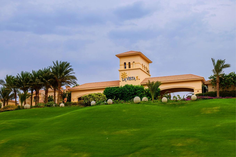 Exterior & Views, LA VISTA 5 Beachfront 265m Luxury Villa, 'Ataqah