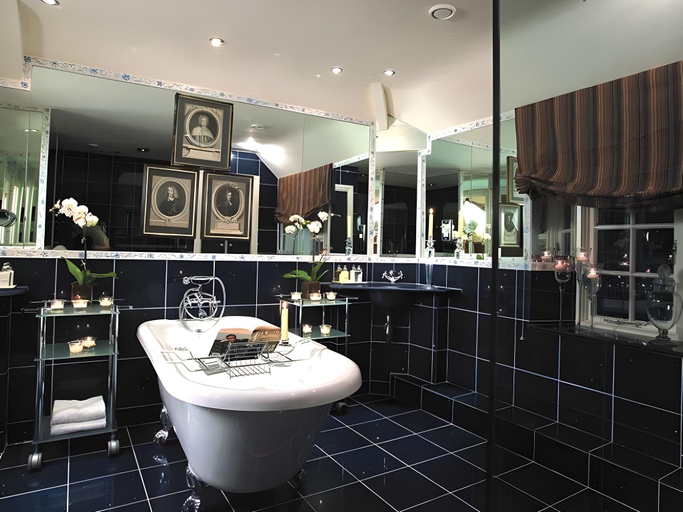 Bathroom 5, Summer Lodge Country House Hotel, Dorset
