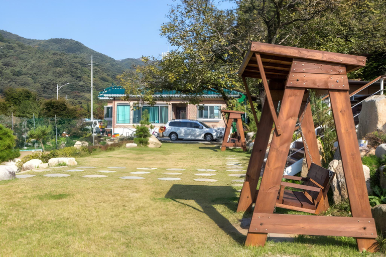 Others 5, Apple house, Mungyeong