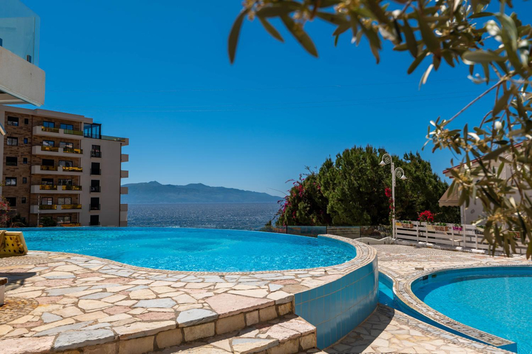 Others 5, The Bay Apartments, Sarandës