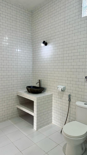 Bathroom, Putu Homestay, Badung