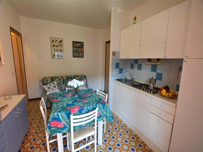 Kitchen, Central apartment near the beach with parking, Udine