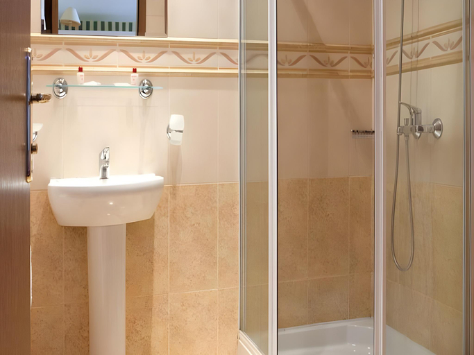 Bathroom 4, Hotel Lion Sofia, Stolichna