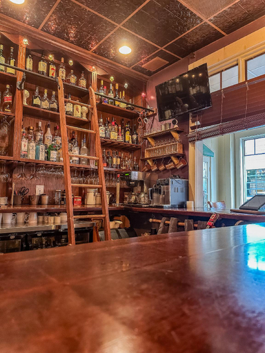 Food & Drinks 5, The Charlotte Hotel & Restaurant, Accomack