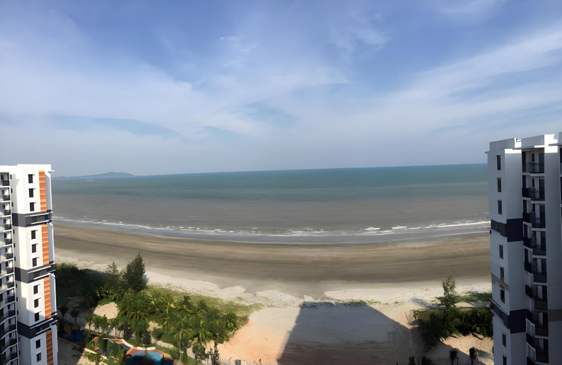 Others 5, Timurbay studio apartment facing beautiful beach, Kuantan