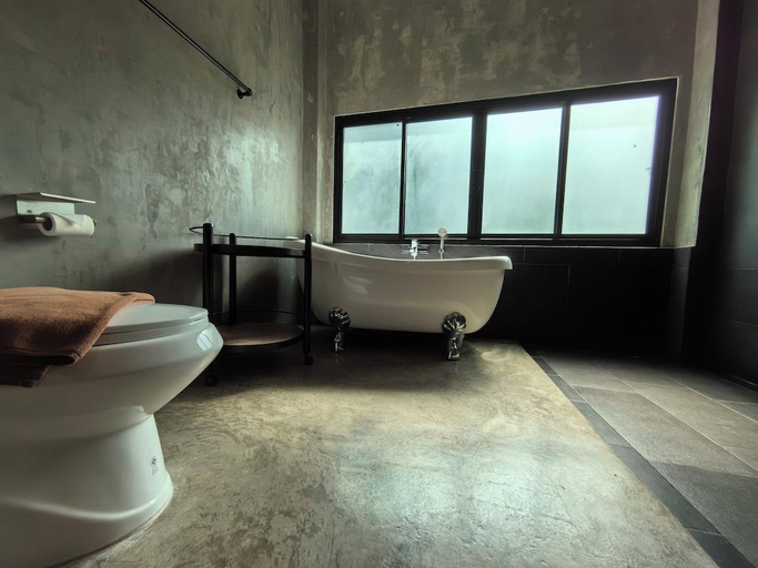 Bathroom 4, Sannot Riverside Garden Resort Chiang Mai, Muang Chiang Mai
