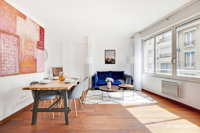 Interior view 4, Welcoming apartment - 3BR/6P - Near Convention , Paris