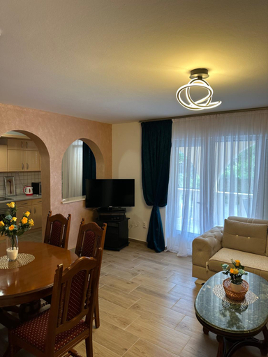 Others 4, Villa IL Mare