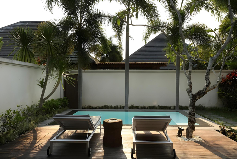 Others 3, Entire 1BR Private Pool Villa #R14, Badung