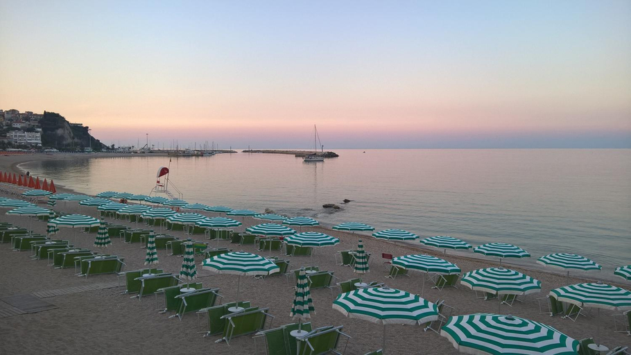 Others 4, Numana View, Ancona