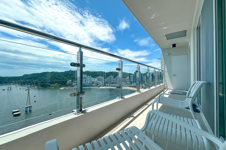 4, The First Ocean Songdo, Seo
