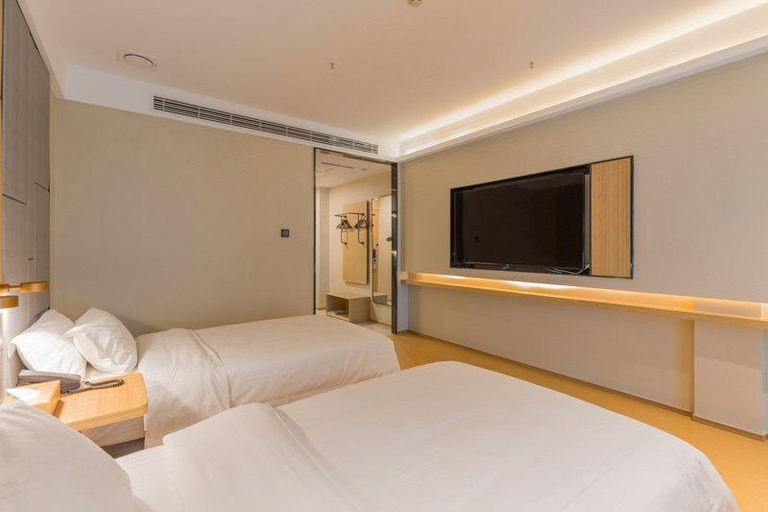 Bedroom 2, Starway Hotel Baoding Wanbo Plaza, Baoding