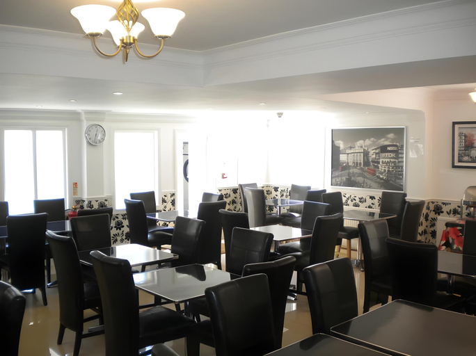 Food & Drinks 5, Saba Hotel, London