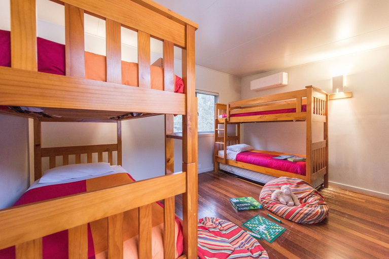 Bedroom 2, Allure Stradbroke Resort, Redland Bal