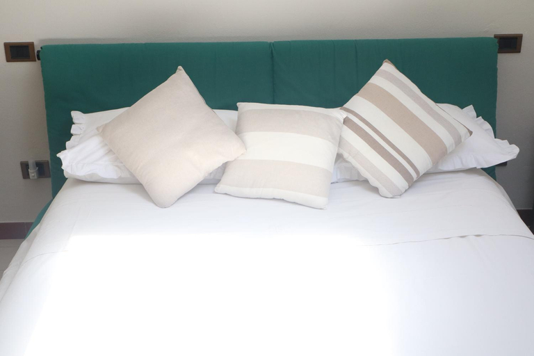 Bedroom 4, Il Piccolo Attico, Massa Carrara
