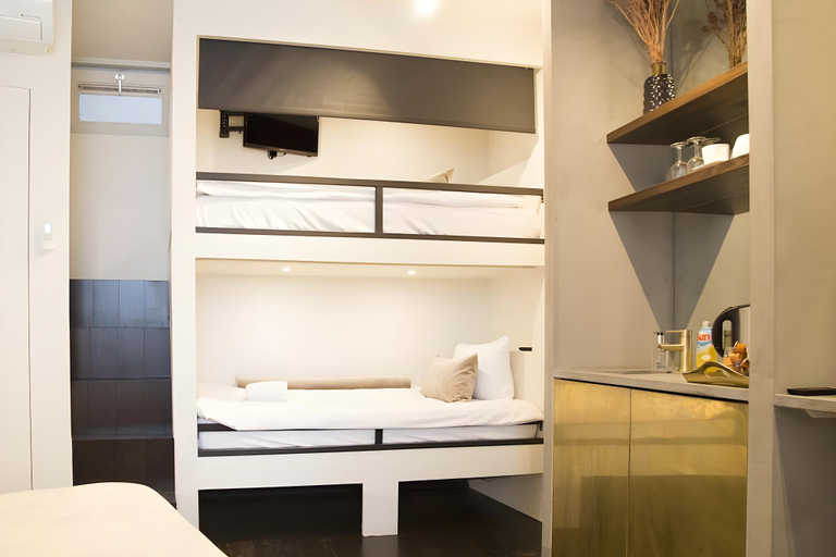Bedroom 2, House of Amstel, Amsterdam