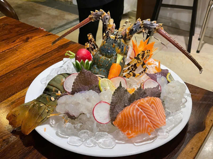 Food & Drinks 5, Luxury Dana Beach Resort & Spa, Da Nang