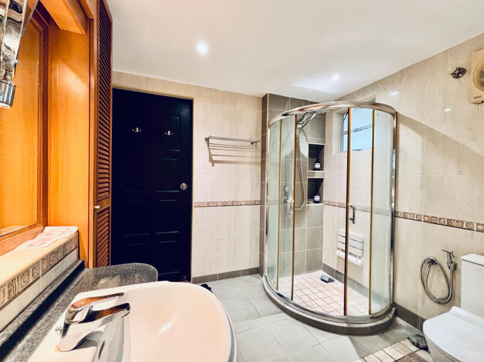 Bathroom 4, REGENT, Kinta