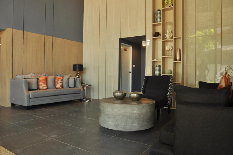 Public Area, 6th Avenue Surin Condominium, Pulau Phuket