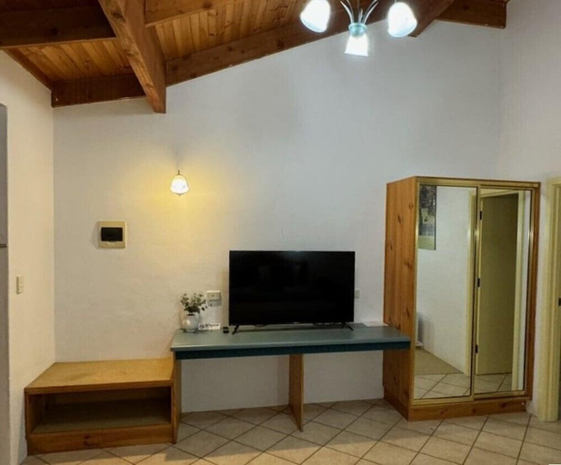 Others 5, Coonawarra Place Motor Inn, Wattle Range - East