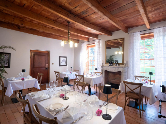 Food & Drinks 5, Adara Palmiet Valley Luxurious Boutique Hotel , Cape Winelands