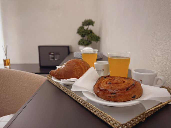 Food & Drinks 4, Corona Suite & Rooms, Palermo