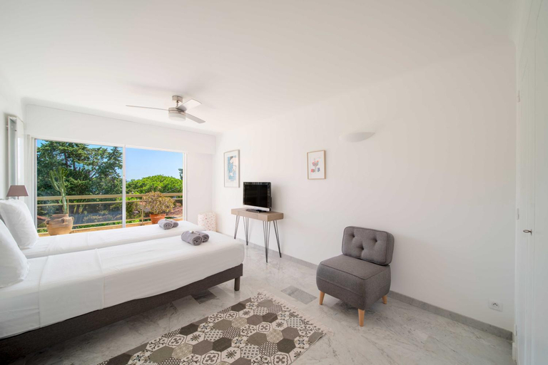 4, Renovated apartment 155m2 3BR6p - Cannes Palm Beach, Alpes-Maritimes