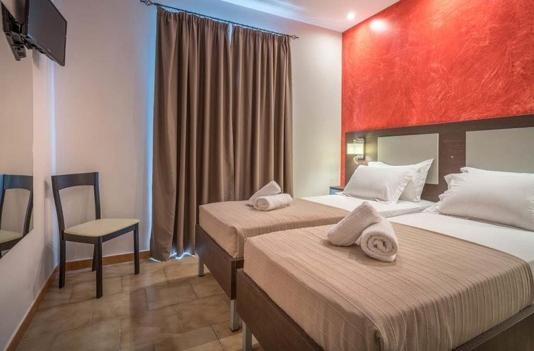 Bedroom 2, Memories Apartments, Ionian Islands