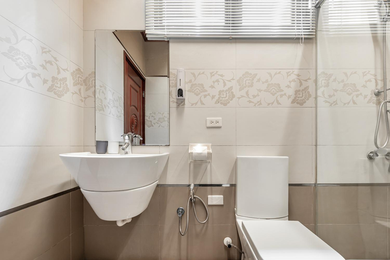Bathroom 4, Regal Haven Elevator Hualien, Hualien