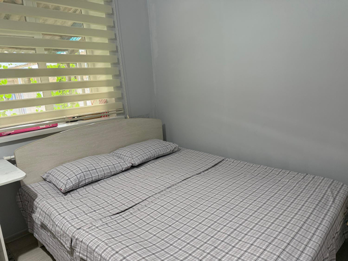 Bedroom 2, Nomads Home, Bishkek
