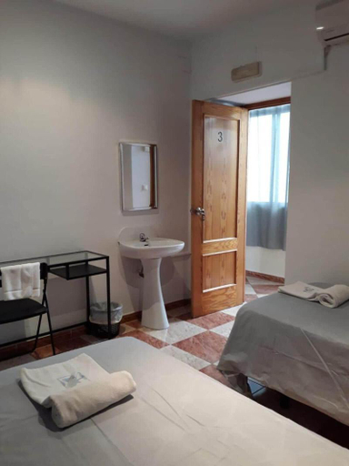 Bedroom 2, Pension Cibeles, Córdoba
