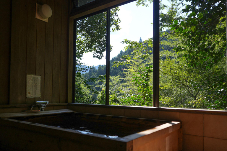 Bathroom, Woodland Bothy, Akiruno