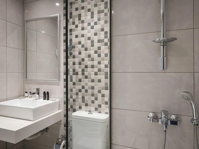 Bathroom 2, Kalamaki Property Summer Beach Hotel, Crete