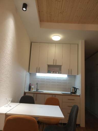 Others 4, Roshka appartment 307, Dusheti