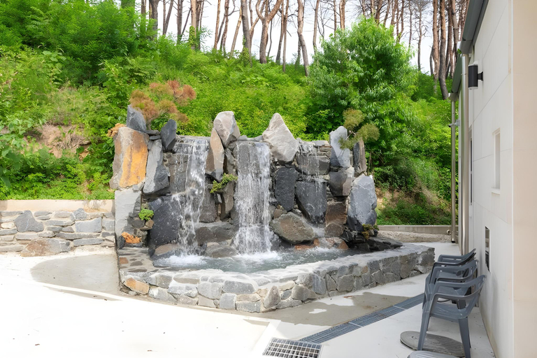 Others 4, Landruhe Pension, Gangneung