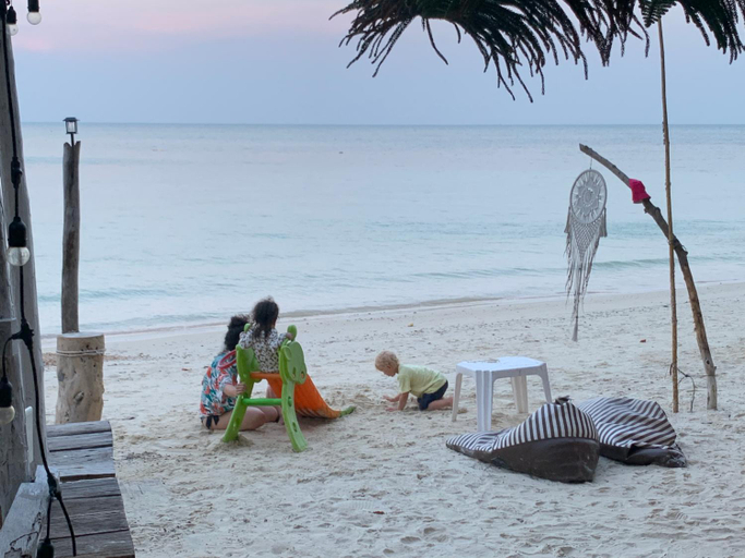 Others 5, Koh Samed Lungdam Hutbeach เกาะเสม็ดลุงดำฮัทบีช, Muang Rayong