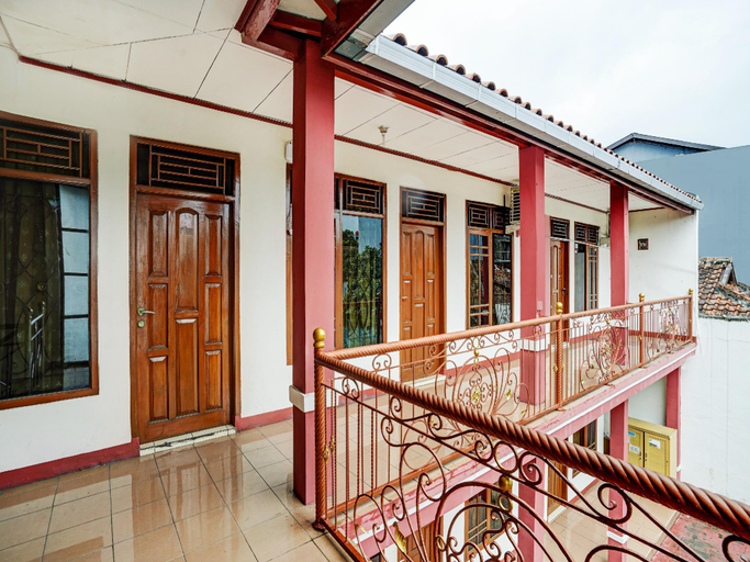 Exterior & Views 1, OYO 3882 Pondok Pujasera, Sumedang