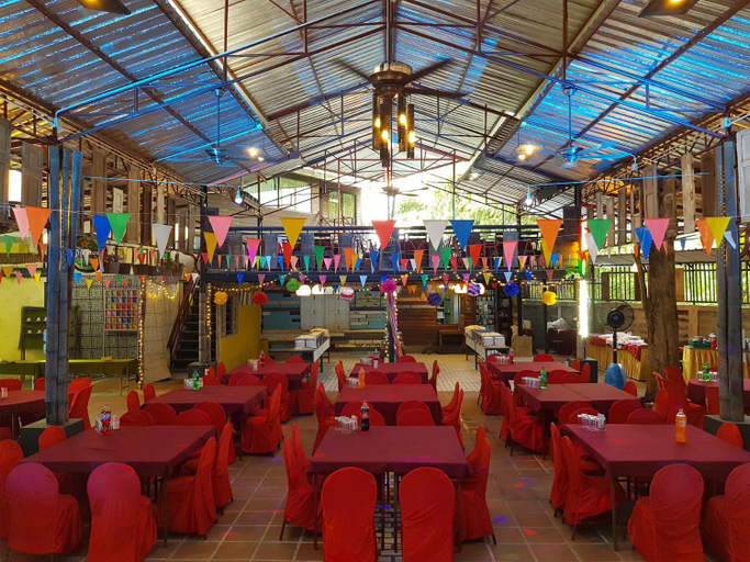 Food & Drinks 4, Phuiyara Resort, Muang Nakhon Nayok