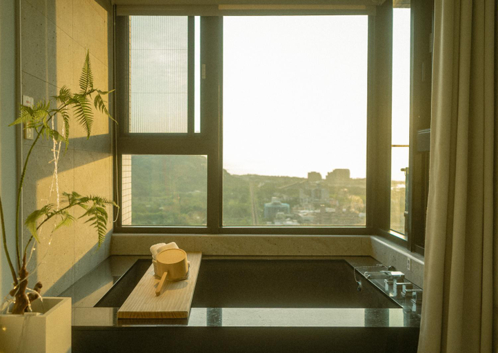 Bathroom 2, Twilight Island, Yilan