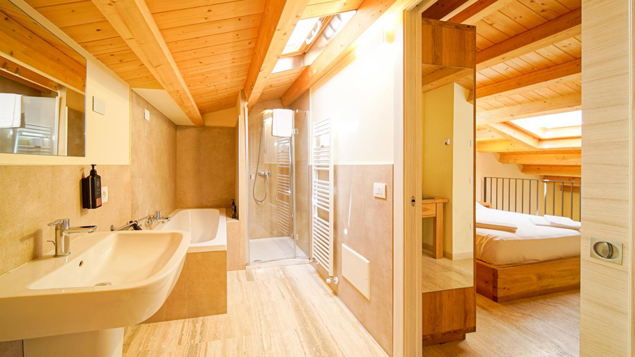 Bathroom 3, Destiny Home Soave, Verona