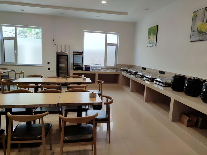 Food & Drinks 4, GreenTree Inn Express Linqu County Pianyi Road Jiufulai, Weifang
