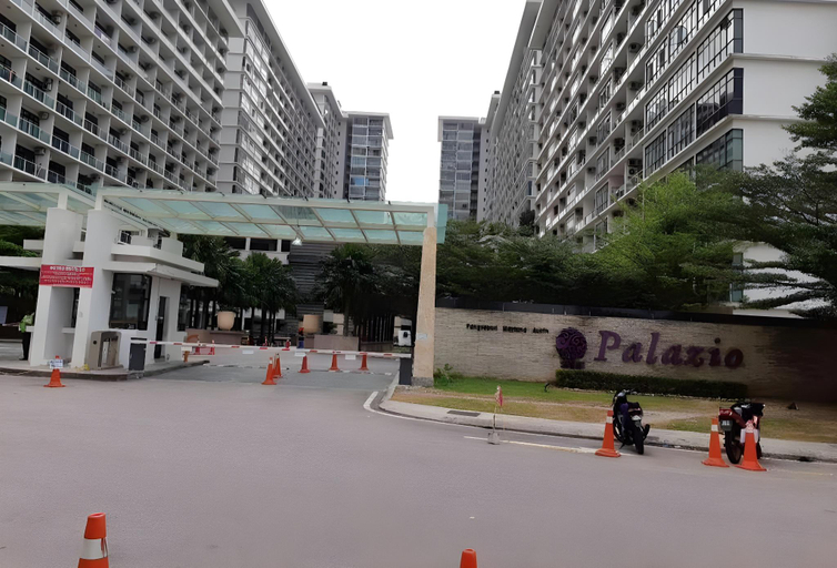 Exterior & Views, Palazio 3 bedroom balcony lake view high floor, Johor Bahru